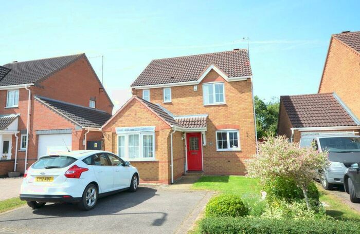 4 Bedroom Detached House For Sale In No Chain - Castleton Road, Desborough, Kettering, NN14