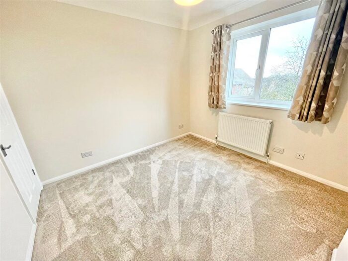 2 Bedroom End Of Terrace House To Rent In Rosehip Close, Woolwell, Plymouth, PL6