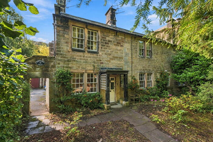 4 Bedroom Semi Detached House For Sale In Matlock Green, Matlock, DE4