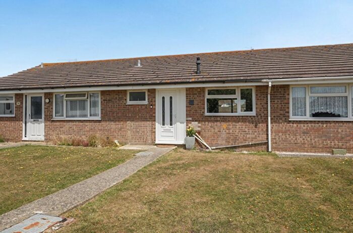 1 Bedroom Terraced Bungalow For Sale In Slattsfield Close, Selsey, PO20