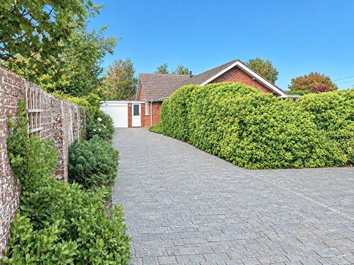 3 Bedroom Bungalow To Rent In Vincent Road, Selsey, Chichester, West Sussex, PO20