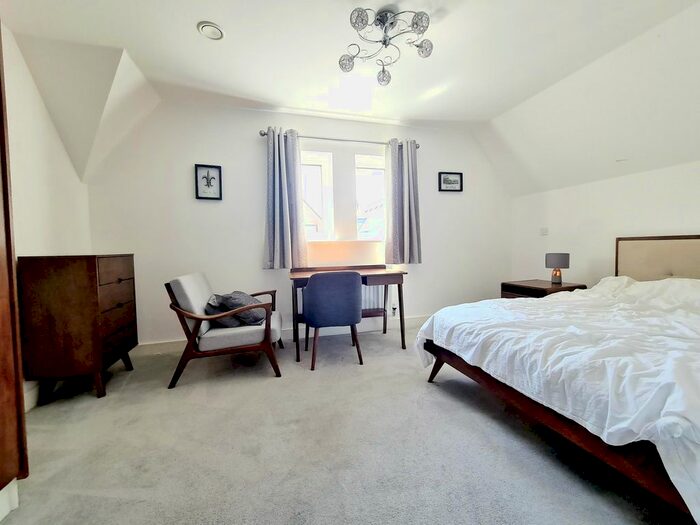 4 Bedroom Terraced House To Rent In Guardshouse Way, Finchley, NW7
