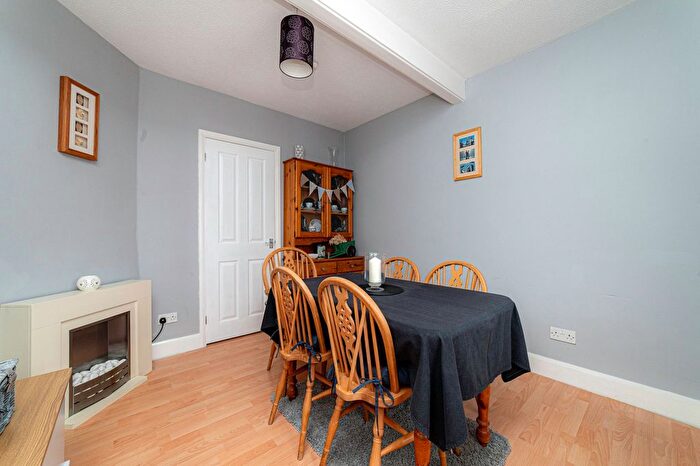 2 Bedroom Semi-Detached House For Sale In Windmill Road, Canterbury, CT1