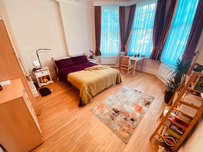 Studio To Rent In Queens Avenue, Muswell Hill, N10