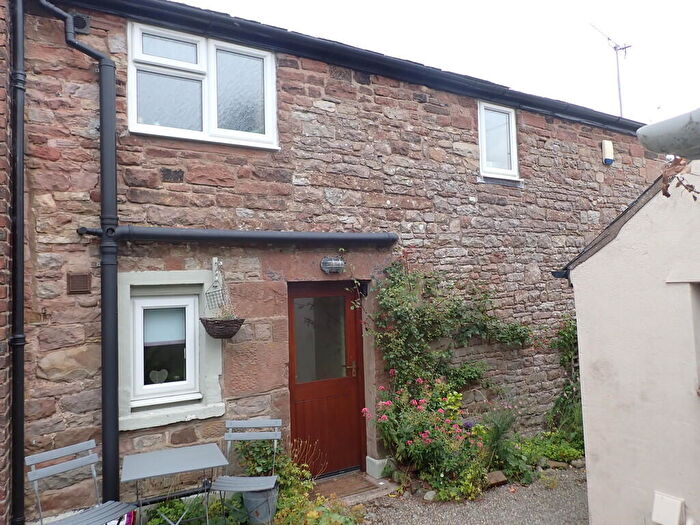 2 Bedroom Cottage To Rent In Talkin, Brampton, CA8