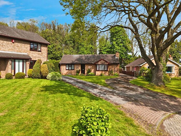 2 Bedroom Detached Bungalow For Sale In Tall Trees, Hessle, East Riding Of Yorkshire, HU13