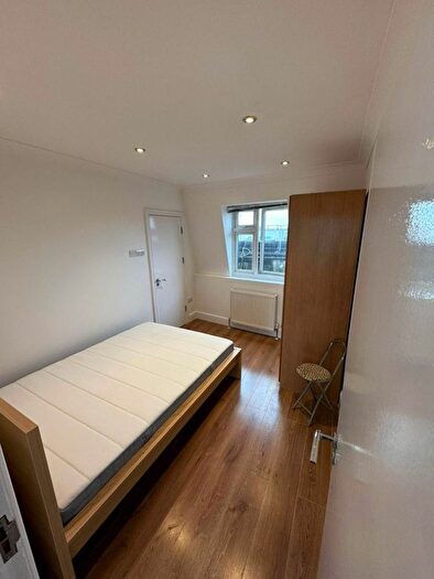 1 Bedroom Flat To Rent In The Broadway, Southall, UB1