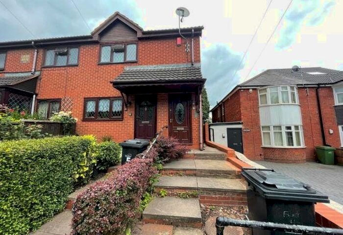 2 Bedroom Flat To Rent In Louise House, High Street, Brierley Hill, West Midlands, DY5