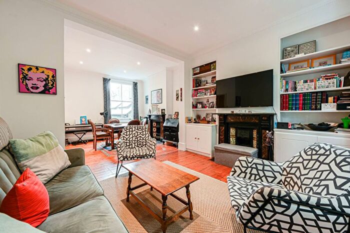 3 Bedroom Property For Sale In Racton Road, Fulham, London, SW6