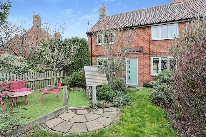 3 Bedroom Detached House For Sale In Grange Close, Dishforth, Thirsk, North Yorkshire, YO7