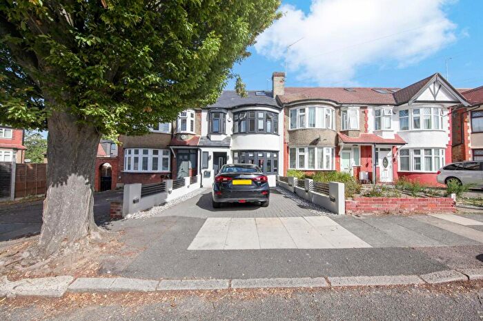 4 Bedroom Terraced House For Sale In Woodfield Drive, East Barnet, EN4