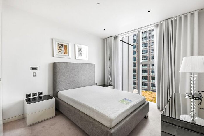 2 Bedroom Flat For Sale In Moor Lane, London, EC2Y