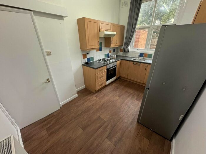 1 Bedroom Flat To Rent In London Road, Leicester, LE2
