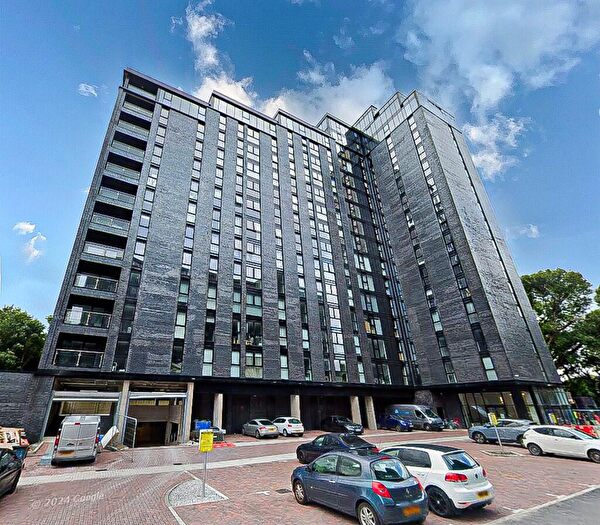 2 Bedroom Apartment For Sale In Seymour Grove, Manchester, Greater Manchester, M16