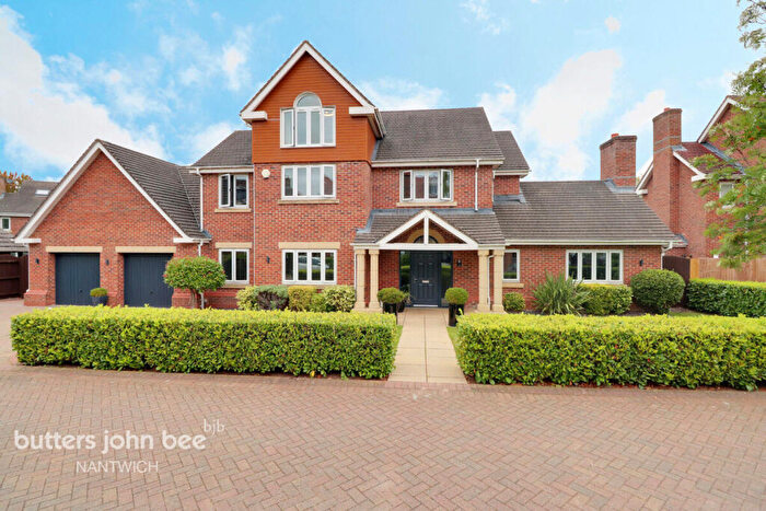 7 Bedroom Detached House For Sale In Hampstead Drive, Crewe, CW2