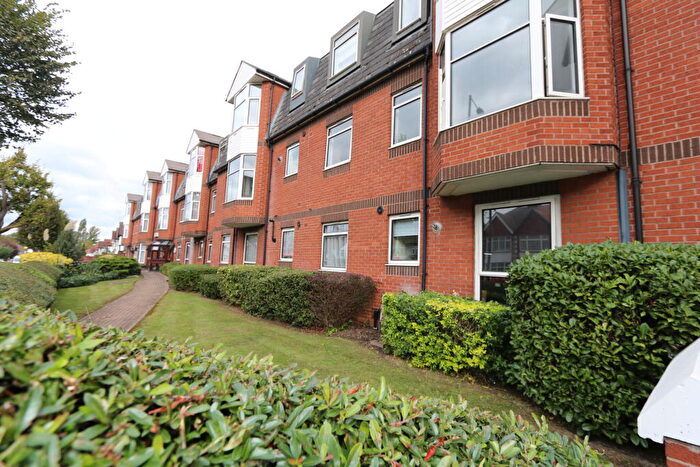 1 Bedroom Retirement Property For Sale In The Martins, Wembley, HA9