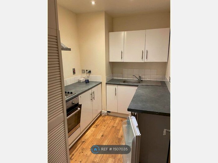 1 Bedroom Flat To Rent In Owen House, Coalville, LE67