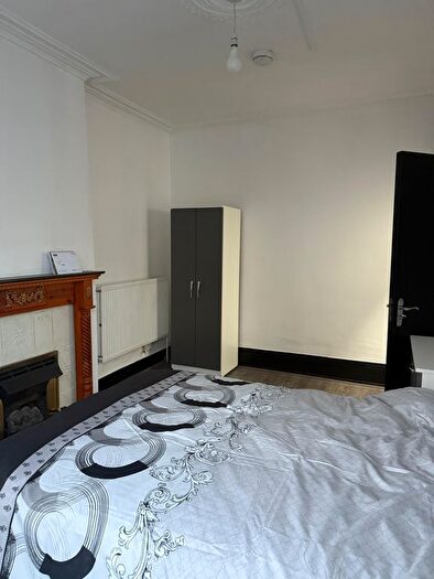 6 Bedroom Terraced House To Rent In Dovey Road, Birmingham, B13