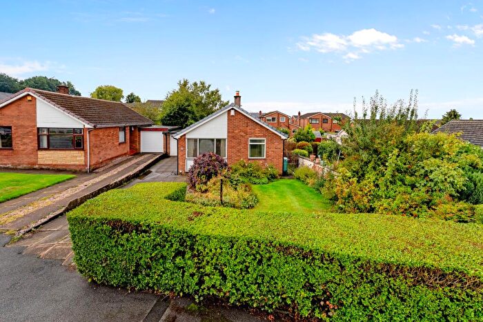 3 Bedroom Semi-Detached Bungalow For Sale In Christchurch Lane, Bolton, BL2