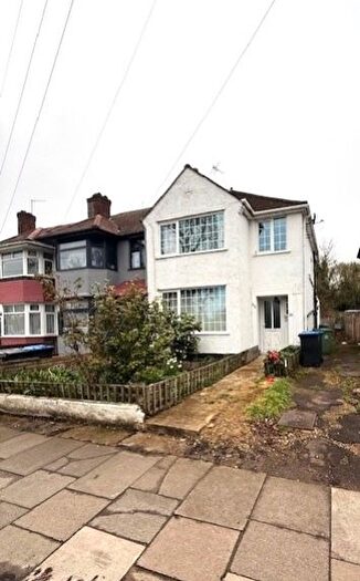 3 Bedroom Semi Detached House To Rent In Bridgewater Road, Wembley, Middlesex, HA0