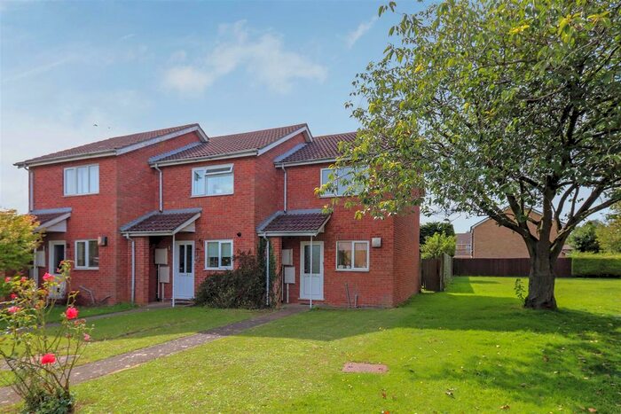 2 Bedroom End Of Terrace House To Rent In Beech Grove, Stamford, PE9