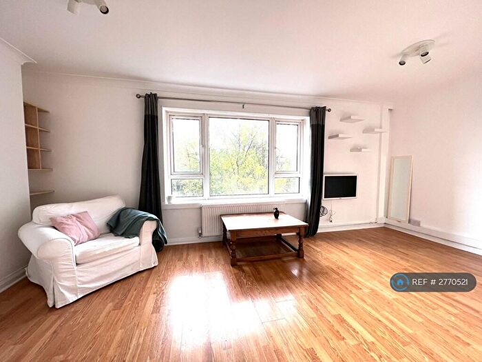 3 Bedroom Flat To Rent In Brooklyn House, London, SE20
