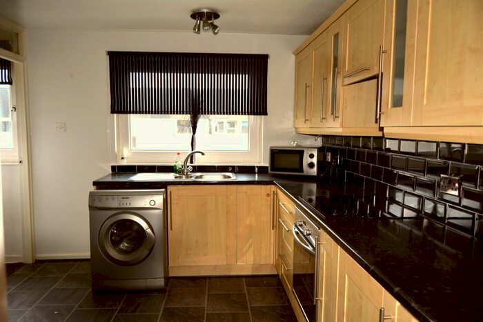 2 Bedroom Flat To Rent In Glenacre Road, Cumbernauld, Glasgow, G67