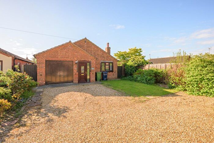 2 Bedroom Detached Bungalow For Sale In Ivesdyke Close, Leverington, Wisbech, Cambridgeshire, PE13