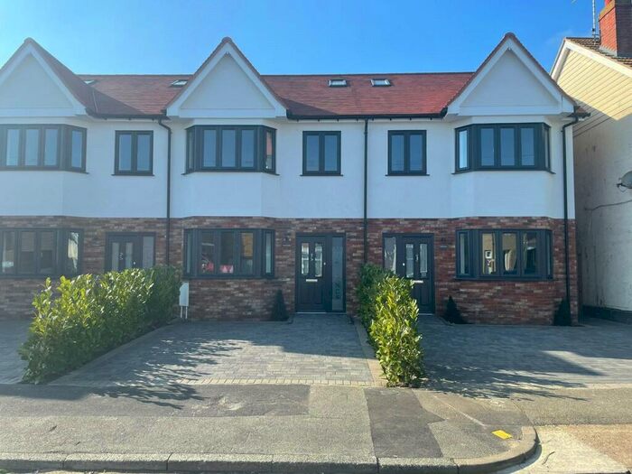 4 Bedroom Terraced House To Rent In Richmond Avenue, Shoeburyness, Southend-on-Sea, Essex, SS3