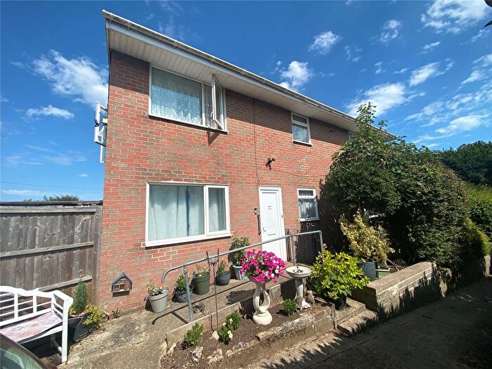 2 Bedroom Flat For Sale In Poole Lane, Kinson, Bournemouth, Dorset, BH11