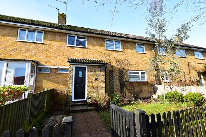 3 Bedroom Terraced House For Sale In Coniston Road, Kings Langley, WD4