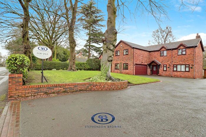 4 Bedroom Detached House For Sale In Middlewich Road, Sandbach, CW11