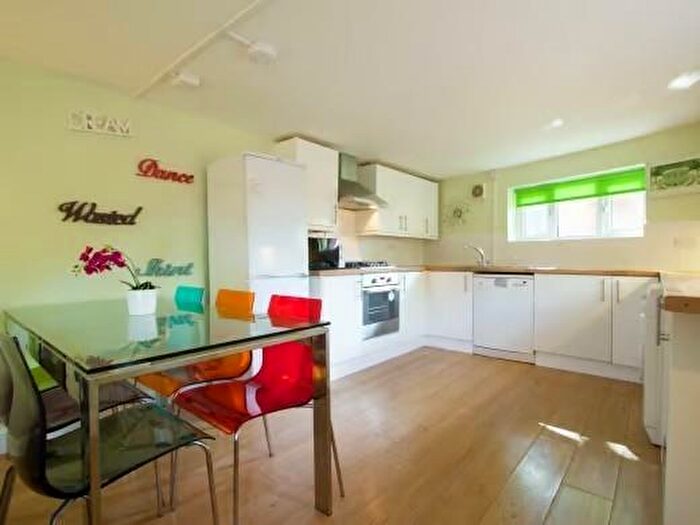 5 Bedroom Terraced House To Rent In *£pppw Excl Bills!* Rolleston Drive, Nottingham, NG7