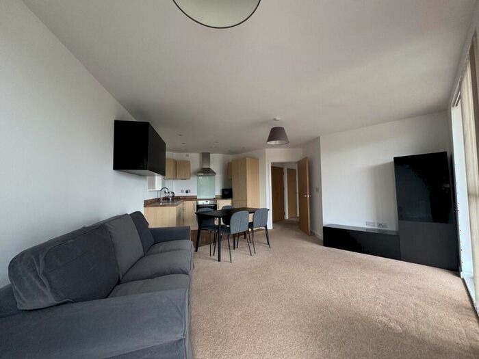 2 Bedroom Apartment To Rent In Apartment, Bell Barn Road, Birmingham, B15