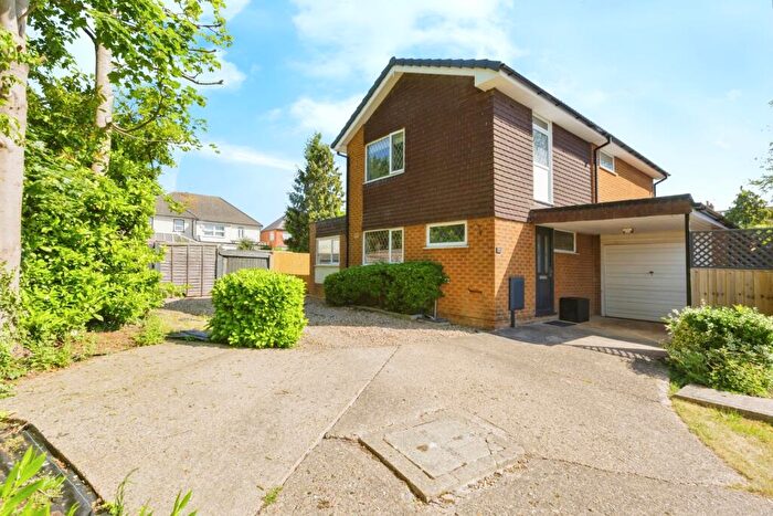 4 Bedroom Detached House For Sale In Chater Close, Leicester, Leicestershire, LE5