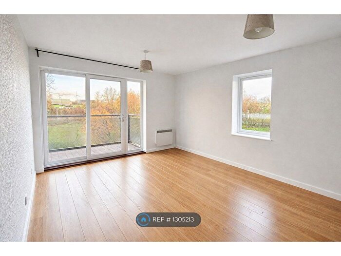 2 Bedroom Flat To Rent In Clydesdale Way, Belvedere, DA17