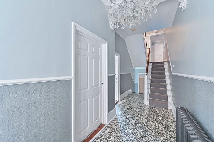 6 Bedroom Semi-Detached House For Sale In Vancouver Road, Forest Hill, London, SE23