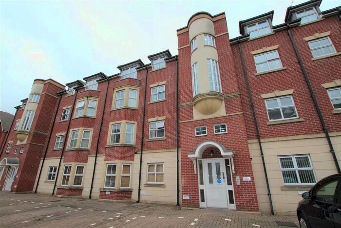 2 Bedroom Flat To Rent In Merchants Court, York, YO31