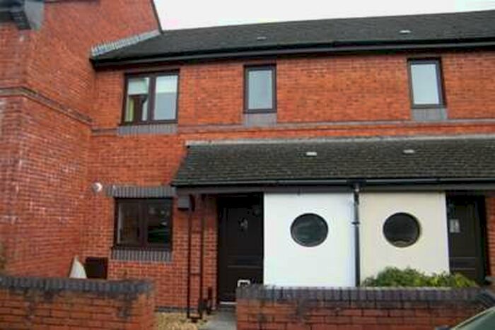 3 Bedroom Terraced House To Rent In Chandlers Walk, Alphington, Exeter, EX2