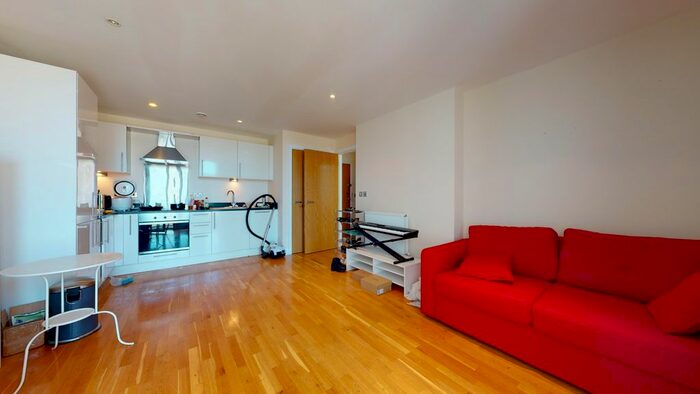 1 Bedroom Flat To Rent In Cobalt Point, Millharbour, E14