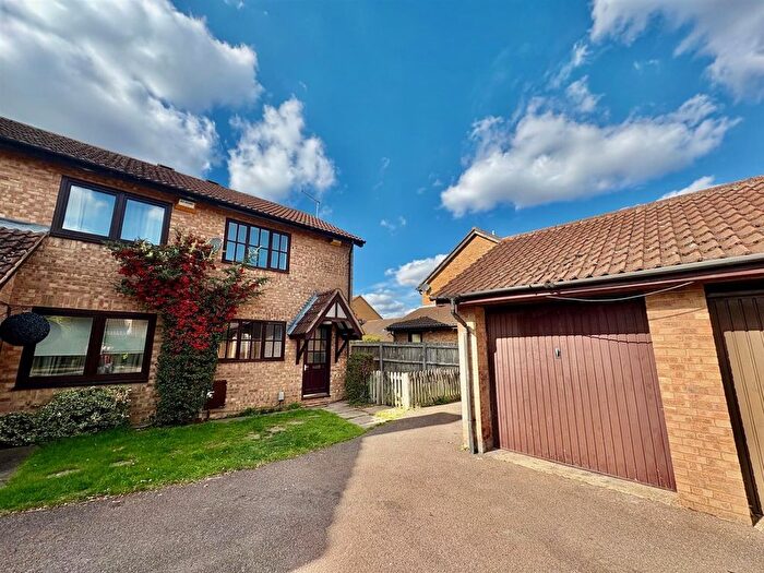 2 Bedroom Semi-detached House To Rent In Nottingham Way, Peterborough, PE1