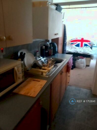1 Bedroom Flat To Rent In St James, Exeter, EX4