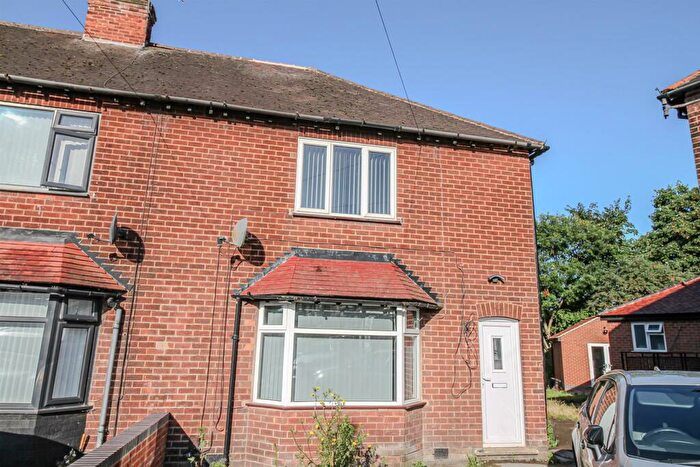 3 Bedroom End Of Terrace House To Rent In Knighton Avenue, Nottingham, NG7
