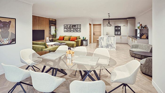 2 Bedroom Apartment For Sale In Brimstage Road, Heswall, Heswall, CH60