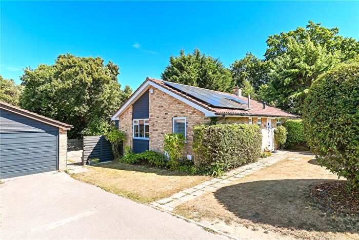 3 Bedroom Bungalow For Sale In Arden Walk, New Milton, Hampshire, BH25