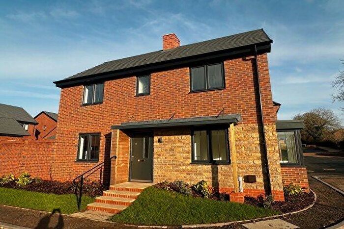 3 Bedroom Detached House To Rent In Bridgeman Drive, Derby, DE22