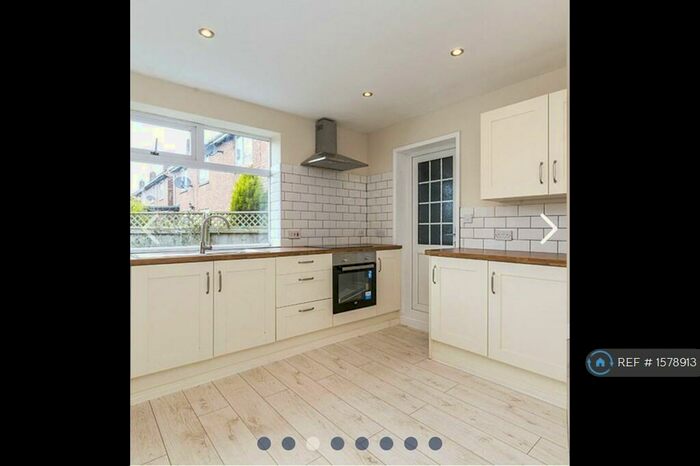 3 Bedroom Semi-Detached House To Rent In Finchale Road, Durham, DH1