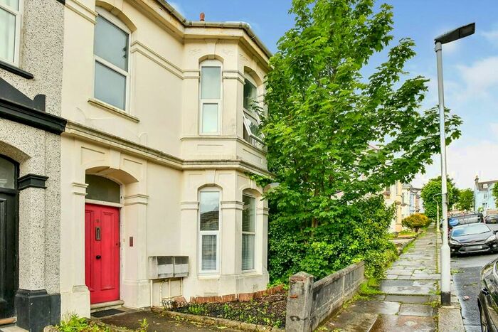 2 Bedroom Flat To Rent In May Terrace, Plymouth, PL4