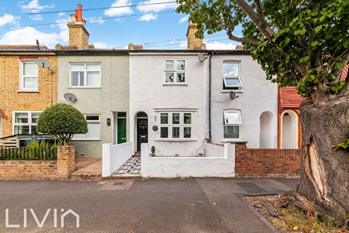 2 Bedroom Terraced House For Sale In Newark Road, South Croydon, CR2