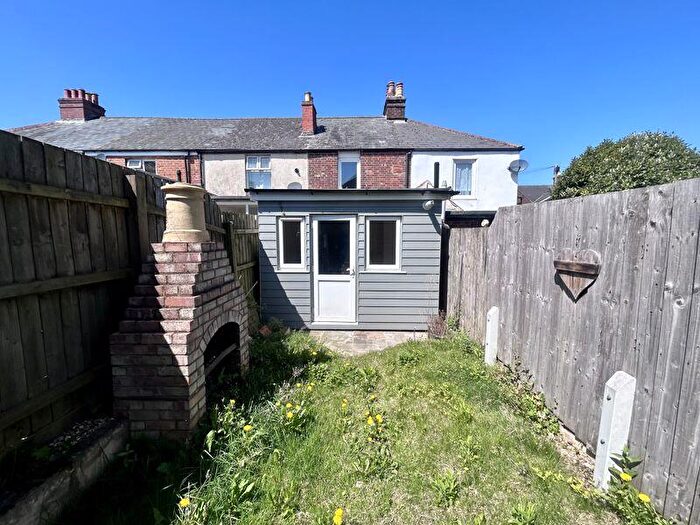 2 Bedroom Terraced House For Sale In Castle Road, Newport, PO30
